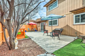 Flagstaff Townhome with Yard about 3 Mi to Downtown